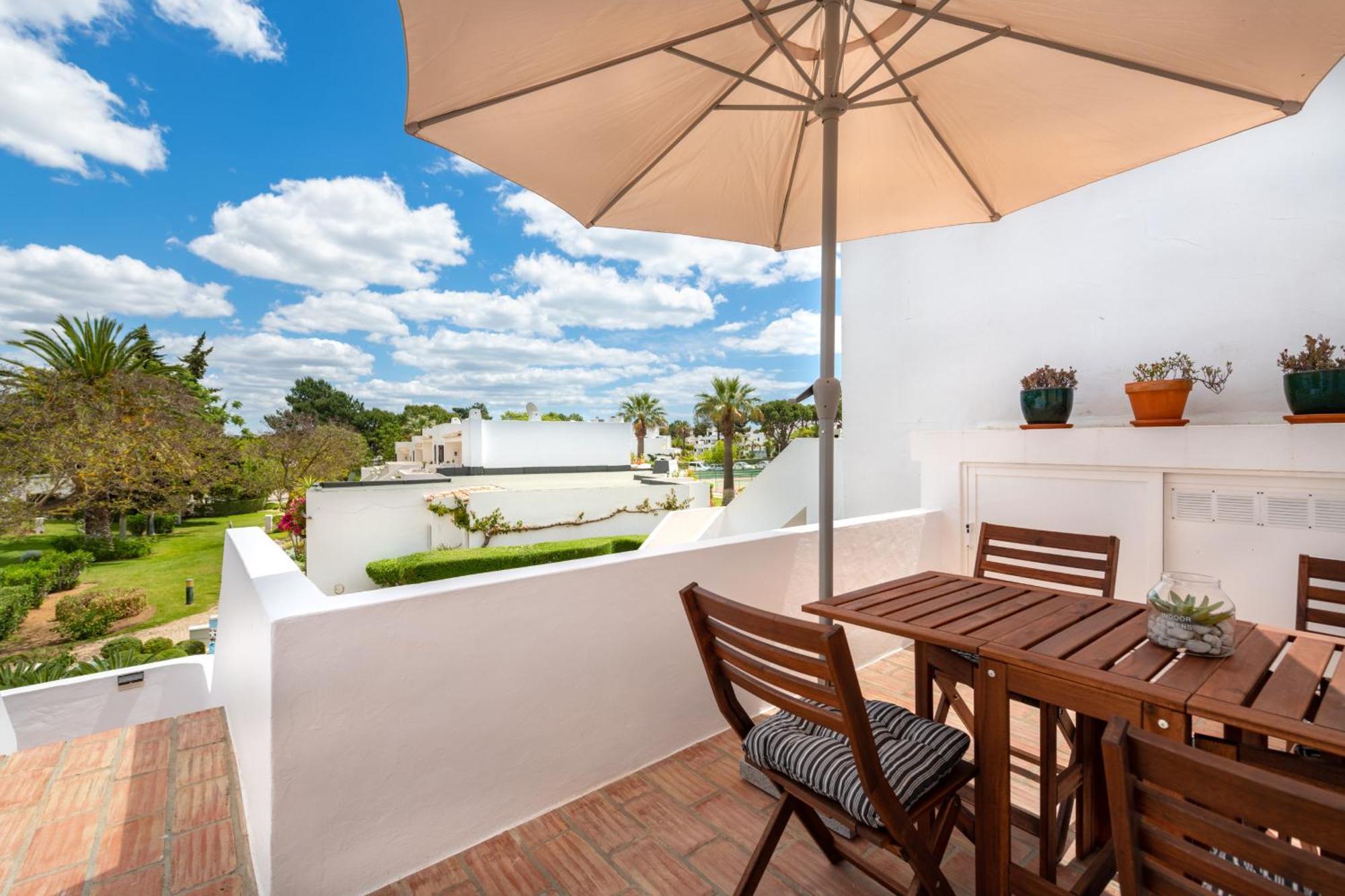 Balaia Golf Vilage 5 With Pool By Homing Albufeira